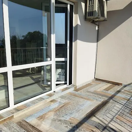 Апартамент сити бийч вю *