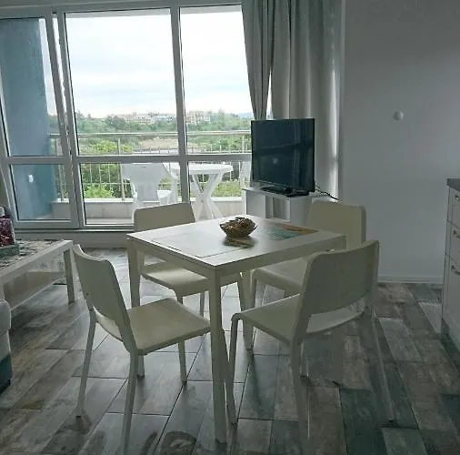 Апартамент сити бийч вю