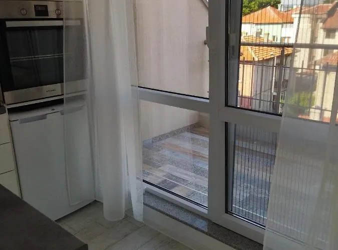 Апартамент сити бийч вю Царево