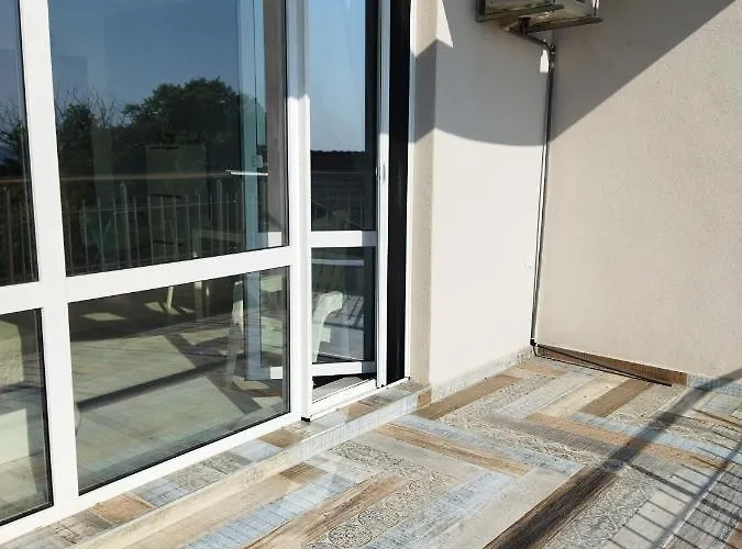 Apartment сити бийч вю *